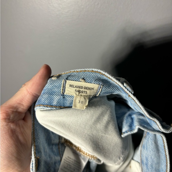 Madewell Relaxed Denim Shorts in Cedarcroft Wash Womens Size 30 - Picture 4 of 5